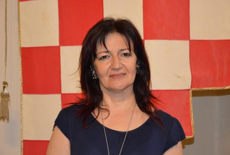 Casalguidi, piazza Vittorio Veneto resta al buio