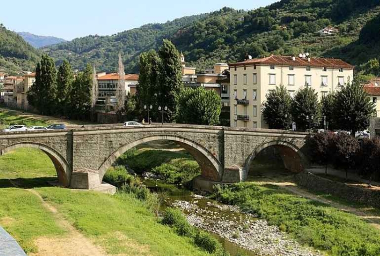 Ponte del Duomo, chiesta la revisione del progetto