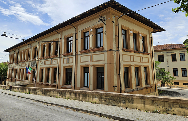 Ripresi i lavori di manutenzione alle scuole Pascoli