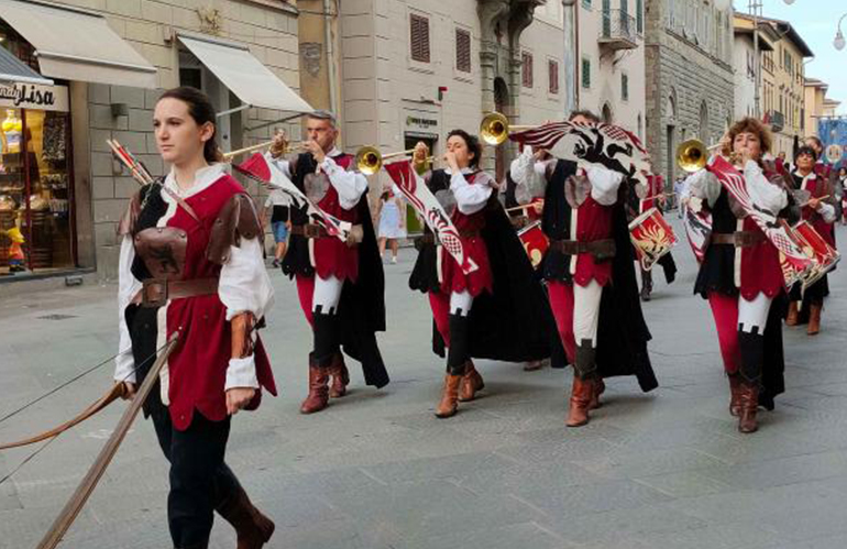 Sabato la sfilata storica apre i festeggiamenti jacopei