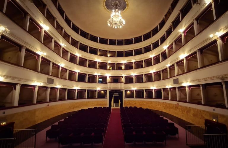 venerdì 12 settembre 2025